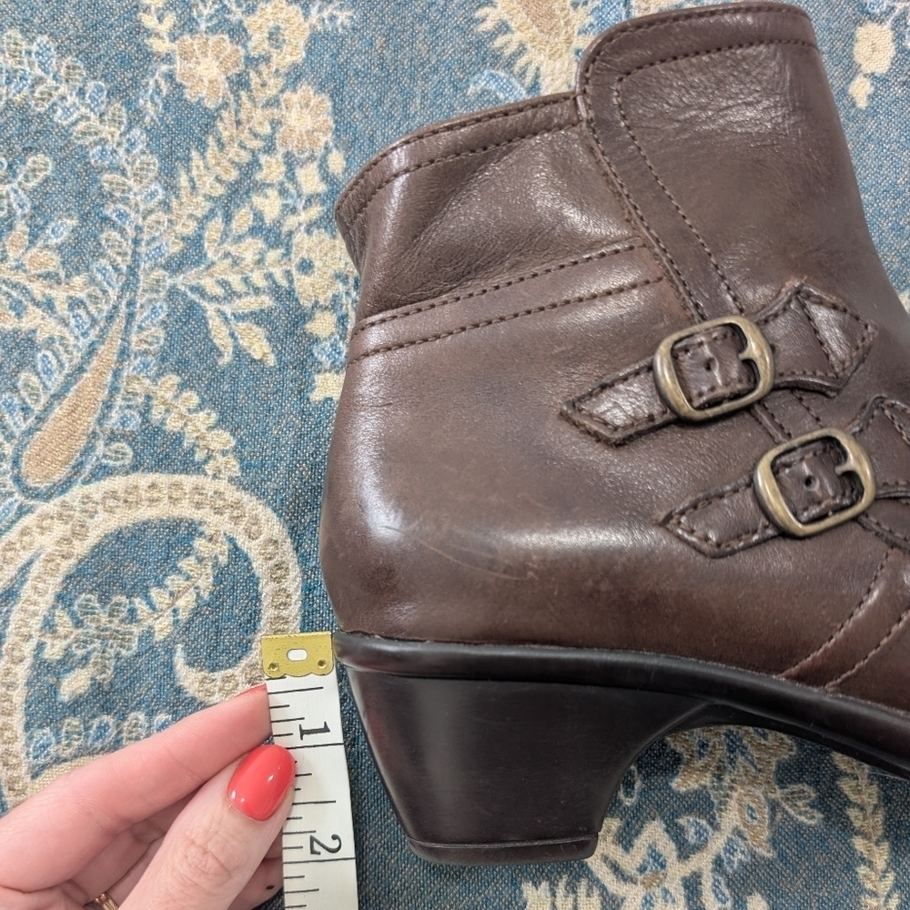 Clark’s Brown Leather Booties - Picture 12 of 12